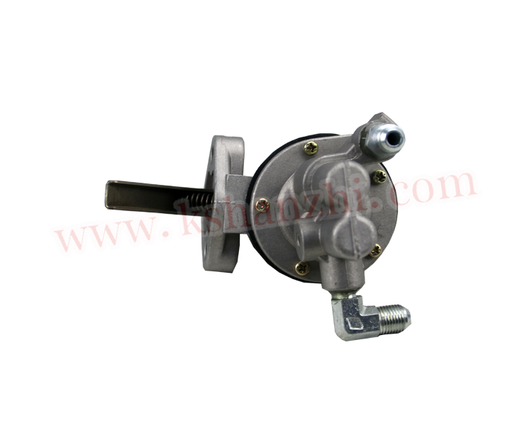Forklift Parts universal  replacement Diesel Gasoline Fuel Pump used for 23100-78002-71 with 4P